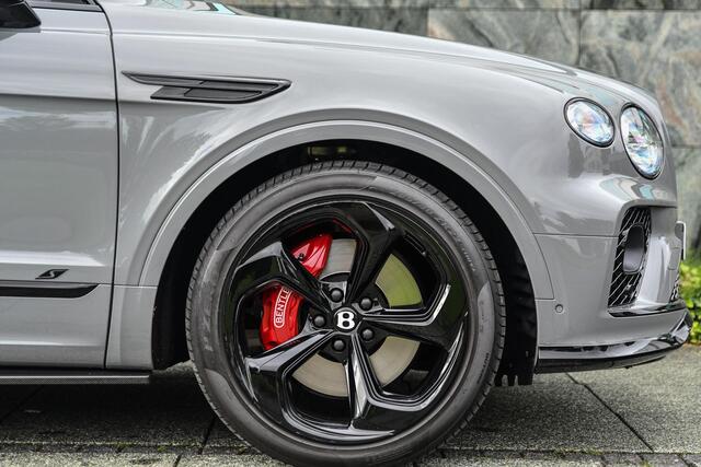 Bentley Bentayga 3.0 V6 Hybrid S Cambrain Grey |Carbon|Naim|BTW| |Carbon|Head-up|Massage|OrigineelNL|BTW|Naim|