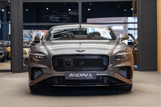 Bentley CONTINENTAL GTC V8 Hybrid Black Edition 4.0 V8 Hybrid 22 Inch