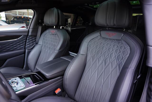 Bentley Flying Spur 2.9 V6 Hybrid Mulliner / Carbon / Multimedia