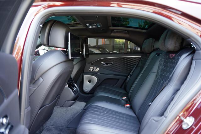 Bentley Flying Spur 2.9 V6 Hybrid Mulliner / Carbon / Multimedia