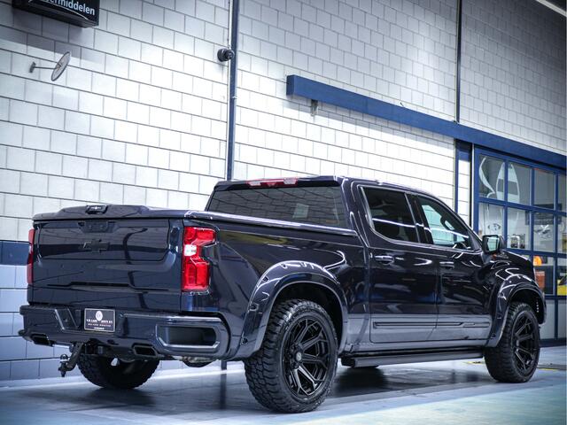 Chevrolet SILVERADO 1500 High Country | Black Ops Dark Ash Metallic | 6.2L V8