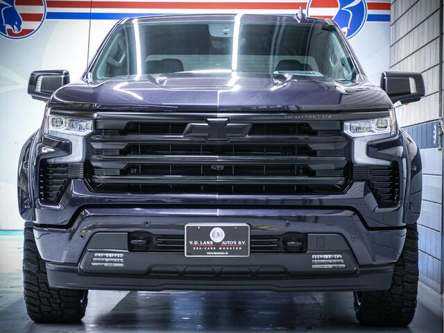 Chevrolet SILVERADO 1500 High Country | Black Ops Dark Ash Metallic | 6.2L V8