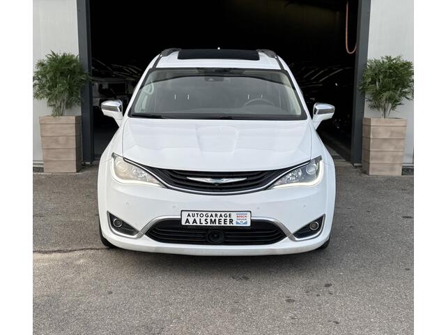 Chrysler PACIFICA 3.6 V6 -PLUG -IN-HYBRIDE LIMITED / PANO / 360 CAMERA / 7PERSOONS /