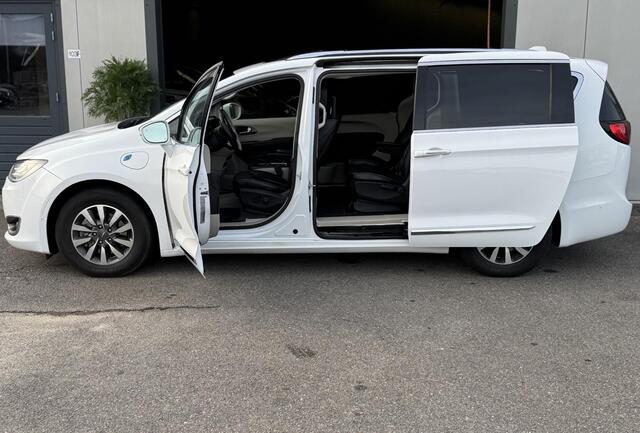 Chrysler PACIFICA 3.6 V6 -PLUG -IN-HYBRIDE LIMITED / PANO / 360 CAMERA / 7PERSOONS /