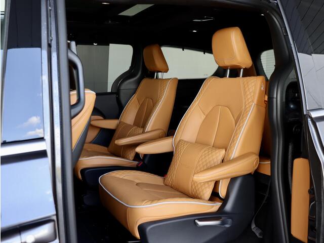 Chrysler PACIFICA Plug-In-Hybrid 3.6 V6 Pinnacle | Panodak | Zeer compleet | 7 Persoons |
