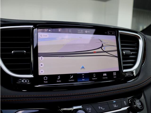 Chrysler PACIFICA Plug-In-Hybrid 3.6 V6 Pinnacle | Panodak | Zeer compleet | 7 Persoons |