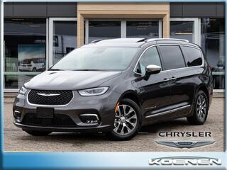 chrysler-pacifica-plug-in-hybrid-3.