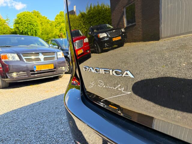Chrysler PACIFICA 3.6 V6 LIMITED J.DAIMLER RT BLACK STOW&GO 3xTV/DVD/APPS
