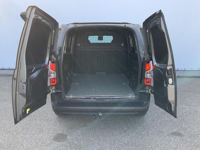 Citroen BERLINGO 1.6 BlueHDI Driver, Cruise, Apple Carplay, Wireless Charging.