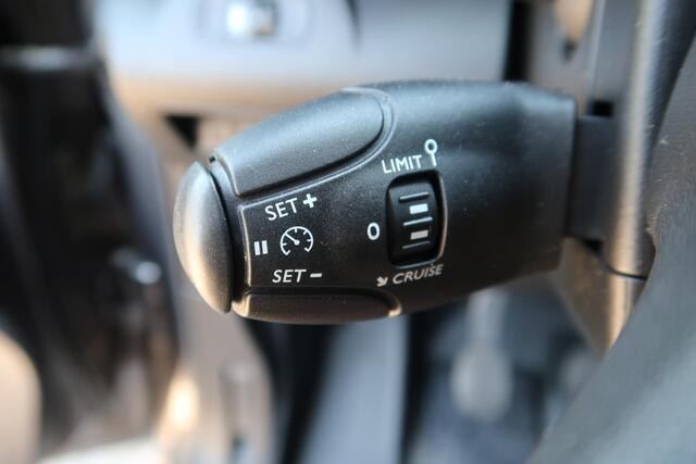 Citroen BERLINGO 1.5 BlueHDI Club AIRCO CARPLAY CRUISE