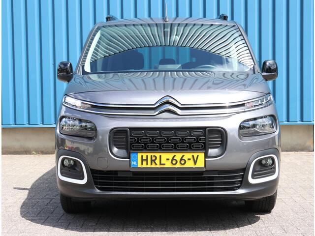 Citroen BERLINGO 1.2 130PK Shine | AUTOMAAT | AppleCarPlay/AndroidAuto | 5 Persoons! | Camera | Navigatie | Cruise Control | Climate Control | Dakreals | Parkeersensoren | Privacy Glass | Armsteunen |