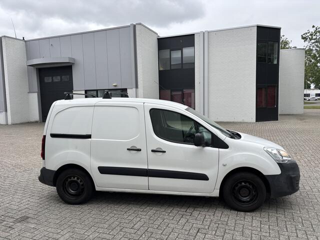 Citroen BERLINGO 1.6 BlueHDI 75 Club 3-Persoons Mooie en als nieuw rijdende auto !!!