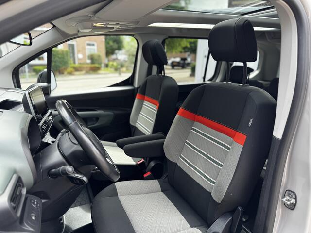 Citroen BERLINGO PT 110 Shine Carplay | Head-up | Glazen dak | Trekhaak