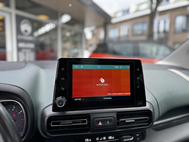 Citroen BERLINGO PT 110 Shine Carplay | Head-up | Glazen dak | Trekhaak