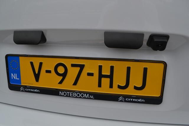 Citroen BERLINGO ë-Berlingo IAUTOMAAT I NAVIGATIE I 136 L2 50 kWh i RONDOMZICHTCAMERA OP SCHERM EN BINNENSPIEGEL I BLINDSPOT DETECTIE I 3 SEATER I LAADRUIMTE GEHEEL AFGETIMMERD I MOOIE COMPLETE AUO I LAGE KM.STAND I ZWARTE L.M. VELGEN + ZWARTE STOOTSTRIPS I
