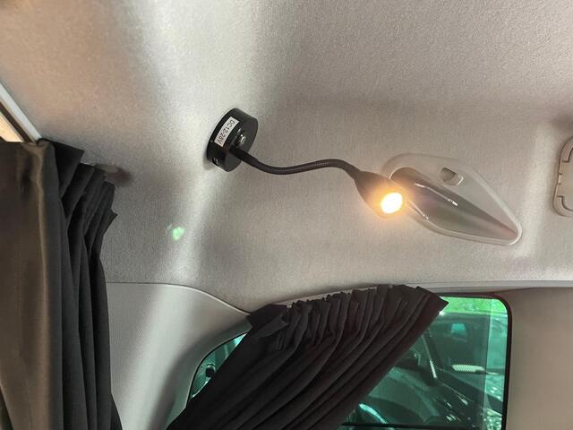 Citroen BERLINGO 1.2 PureTech Feel | **MiniCamper** | Nav | A. camera | Airco | Trekhaak | Lage km