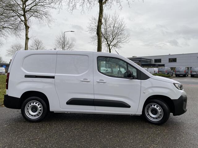 Citroen BERLINGO ë-Berlingo L2 50 kWh 136pk AUTOMAAT | NAVI | Multimedia | Apple Carplay | Android Auto | Surround View Camera | Parkeersensoren voor- en achter | Achteruitrijcamera | Dode hoek detectie | Elektrisch inklapbare spiegels | Licht- en regensensor | Mistlampen