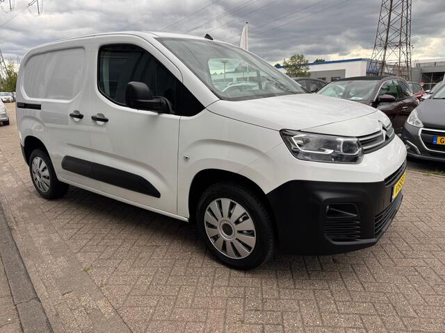 Citroen BERLINGO 1.2 PureTech Club 3 zits