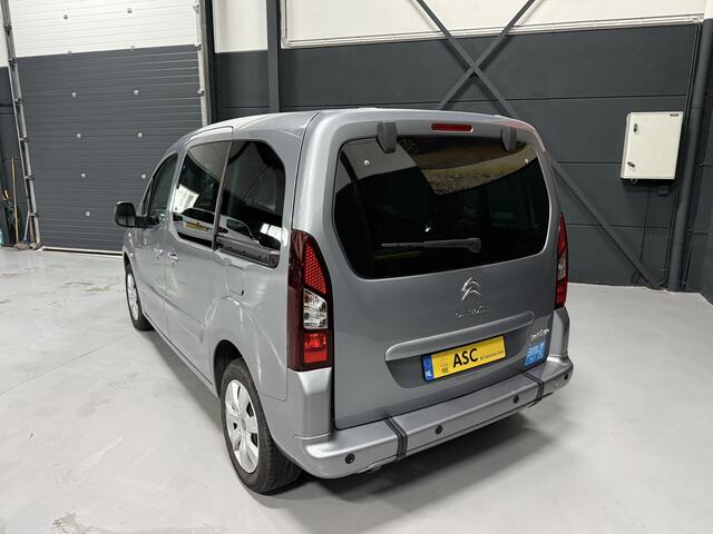 Citroen BERLINGO 1.6 VTi Rolstoelauto 3+1 of 5+0 - Slechts 13.000 km !! - Nieuwstaat - 1e Eigenaar - Rolstoelvervoer