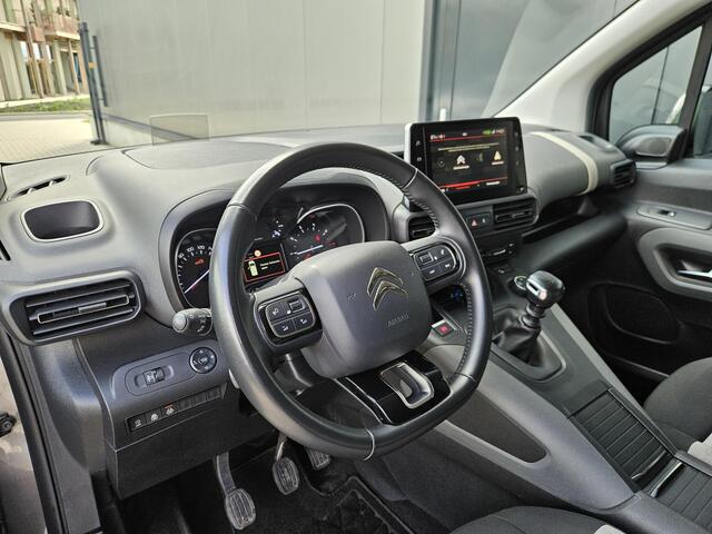 Citroen BERLINGO XL 1.2 Shine 7persoons Trekhaak 1e eig. Distr.gedaan