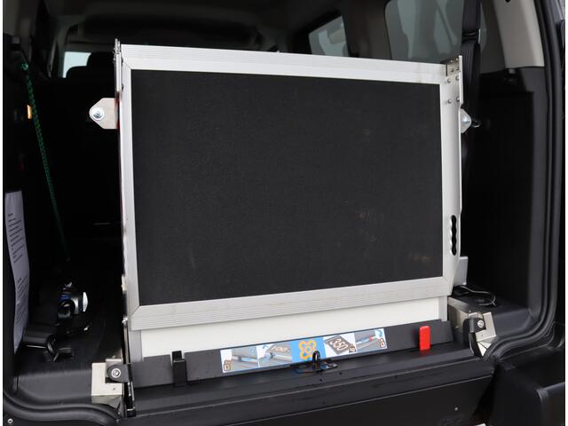 Citroen BERLINGO ë-Berlingo XL Feel 50 kWh | Rolstoel | Bodemverlaging | 5 persoons