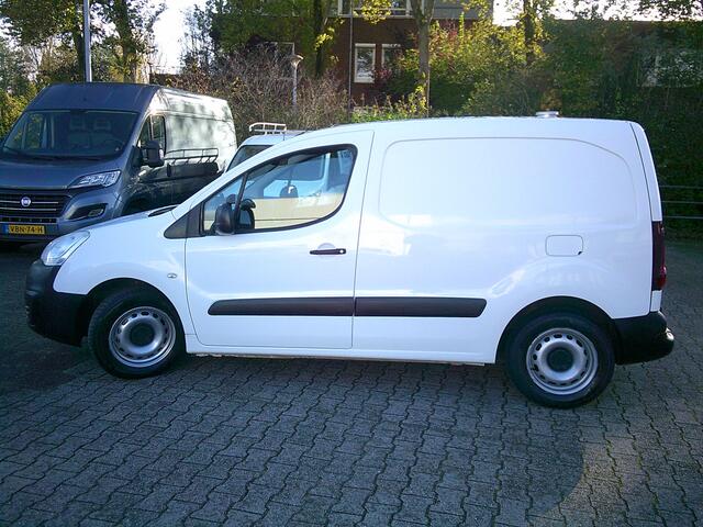 Citroen BERLINGO 1.6 BlueHDI 100 Club S&S VOORZIEN VAN AIRCO+TREKHAAK+OMVORMER!