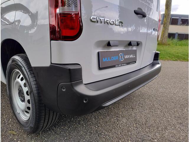 Citroen BERLINGO ë-Berlingo L1 50 kWh 136pk | 8 jaar garantie | NAVI | Multimedia | Apple Carplay | Android Auto | Surround View Camera | Parkeersensoren voor- en achter | Achteruitrijcamera | Dode hoek detectie | Elektrisch inklapbare spiegels | Licht- en regensensor | M