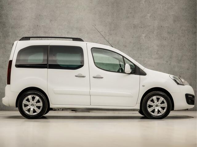 Citroen BERLINGO 1.2 PureTech XTR (PANORAMADAK, APPLE CARPLAY, CLIMATE, GETINT GLAS, STOELVERWARMING, SPORTSTOELEN, CRUISE, PARKEERSENSOREN, NIEUWE APK, NIEUWSTAAT)