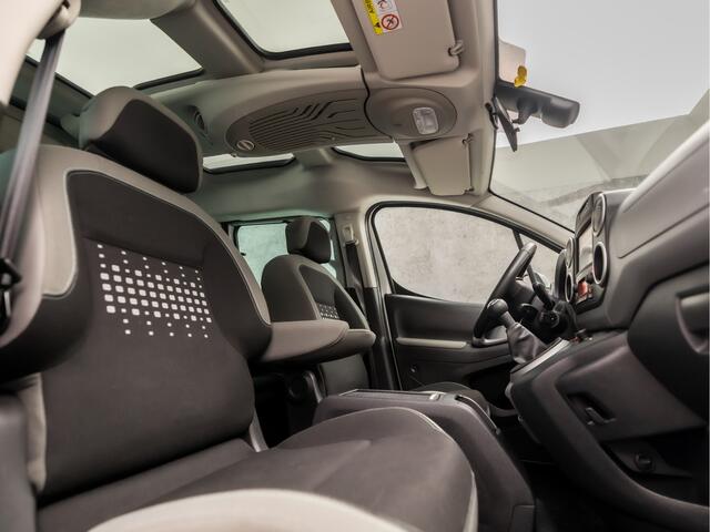 Citroen BERLINGO 1.2 PureTech XTR (PANORAMADAK, APPLE CARPLAY, CLIMATE, GETINT GLAS, STOELVERWARMING, SPORTSTOELEN, CRUISE, PARKEERSENSOREN, NIEUWE APK, NIEUWSTAAT)