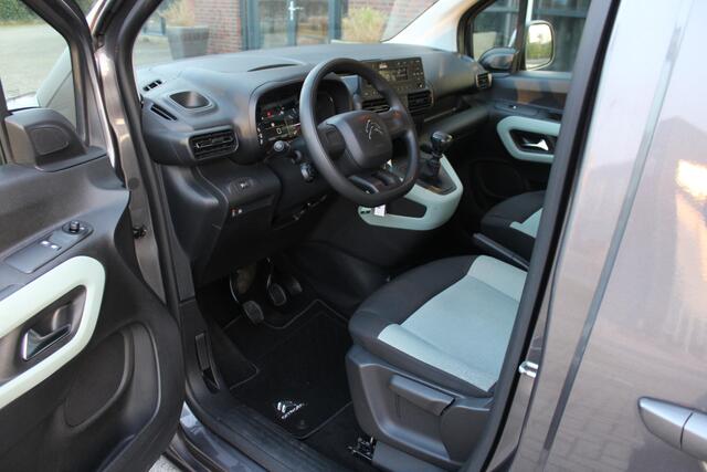 Citroen BERLINGO 1.2 PureTech Feel Airco-Cruise-DAB-Bluetooth-Parkeersensoren 29.000 Km !!