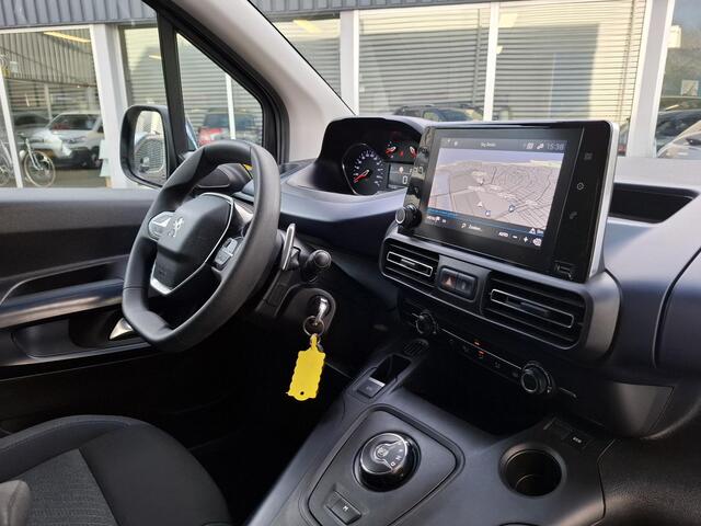 Citroen BERLINGO MPV 130 Allure Automaat 7 stoelen, Trekhaak