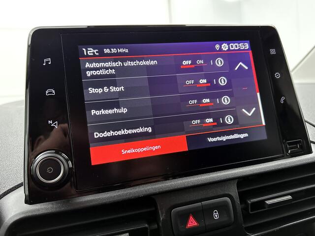 Citroen BERLINGO XL 1.2 PureTech Shine 7p. Direct leverbaar! Rolstoelauto met elektronisch uitdraaibare passagiersstoel