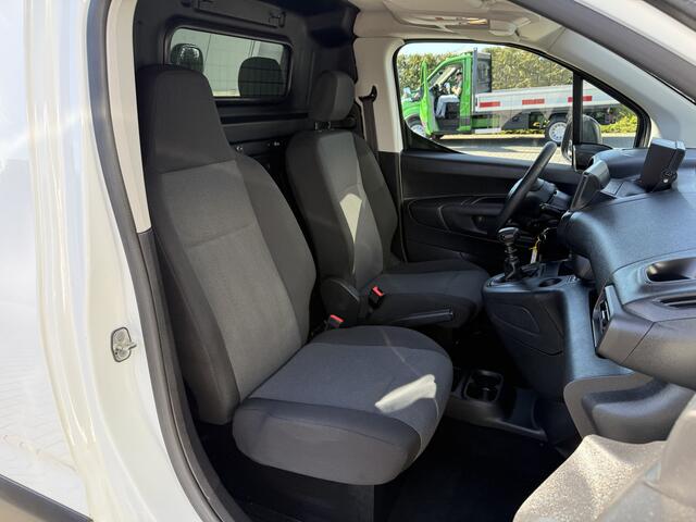 Citroen BERLINGO 1.2 PureTech 111 PK / BENZINE / 1e EIG. / BPM VRIJ !! / L1H1 / AIRCO / CAMERA / 6-BAK