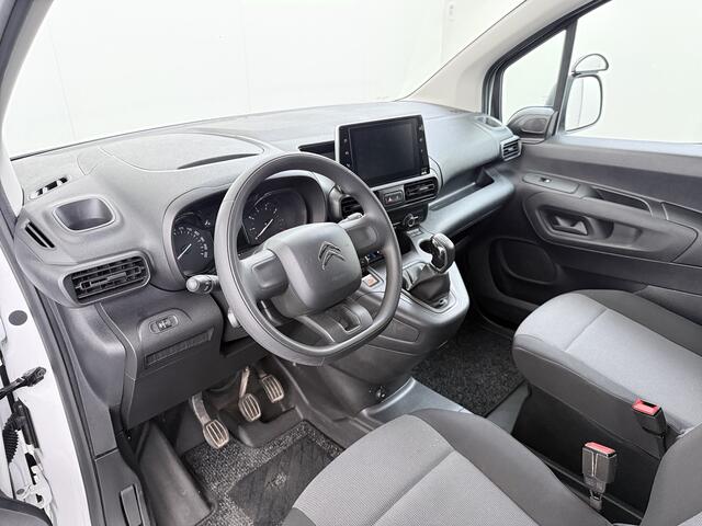 Citroen BERLINGO 1.5 HDI Navi* Laadruimte-Airco Trekhaak Apple Carplay Android Auto Cruise Control Pdc Club Dakdragers Schuifdeur Betonplex Vloer Wandbetimmering 1.230KG Trekgewicht Euro 6