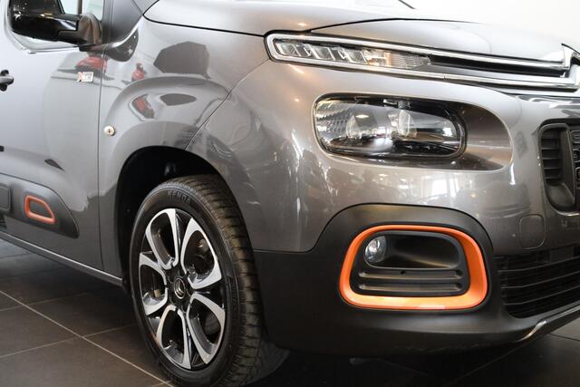 Citroen BERLINGO PT Shine XTR Automaat-8 Camera | Sensoren | Carplay | Head-up display 2-schuifdeuren