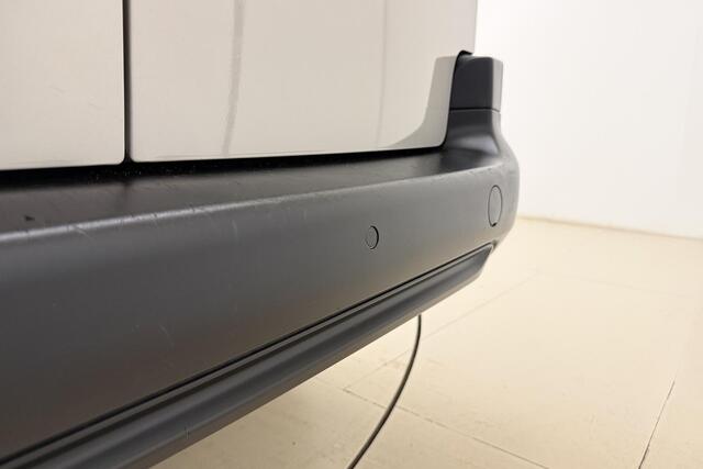 Citroen BERLINGO XL 1.2 PureTech Live 7p. UNIEK! 7 Zitplaatsen | Navigatie | Climate control | Dubbele zijschuifdeur | Dakrails | Parkeersensoren | Veel ruimte
