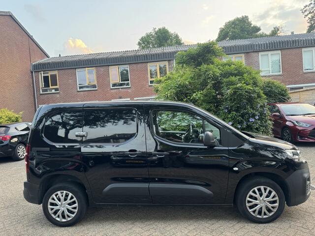 Citroen BERLINGO 1.5 HDI AUTOMAAT 3ZITS CAMCLIMA FULL 131pk