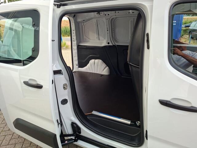 Citroen BERLINGO 1.2 PURETECH 110PK AIRCO PDC CRUISE SCHUIFDEUR