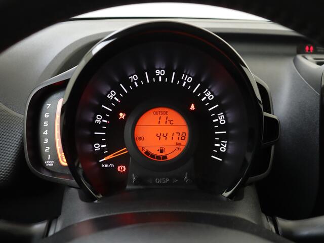 Citroen C1 1.0 VTi Feel | Apple Carplay | Camera | Getinte ramen |
