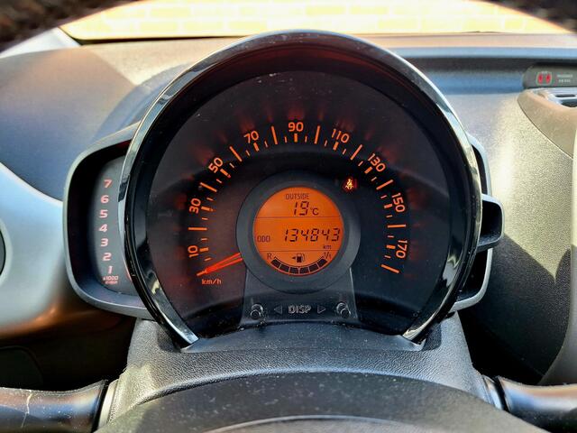 Citroen C1 1.0 e-VTi Selection, Airco, Bluetooth, 5-Drs, Cruise control