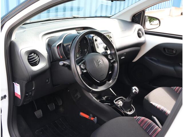 Citroen C1 1.0 VTi Feel | Airco | Bluetooth | LED Dagrijverlichting | Radio | Elektrische Ramen Voor | Lederen Stuurwiel en Versnellingspook | Centrale Deurvergrendeling met Afstandsbediening | Isofix |