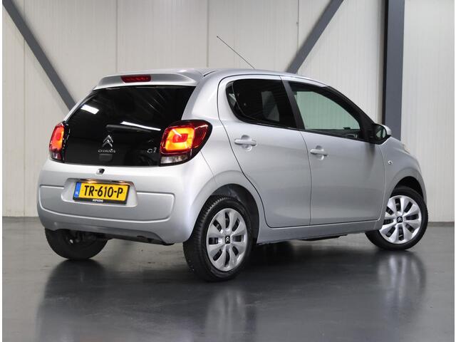Citroen C1 1.0 e-VTi Feel | Airco | Bluetooth | LED Dagrijverlichting | Radio | Elektrische Ramen Voor | Lederen Stuurwiel en Versnellingspook | Centrale Deurvergrendeling met Afstandsbediening | Isofix | Privacy Glass |