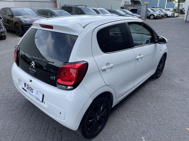 Citroen C1 1.0 e-VTi Shine (Camera - Navigatie - Zwarte Lichtmetalen velgen - Parkeersensoren - Airco - Elektrische spiegels)