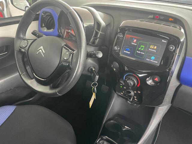 Citroen C1 1.0 VTi Shine Achteruitrijcamera - Airco - Lichtmetalen velgen - Radio - Stuur leder - Stuur multifunctioneel