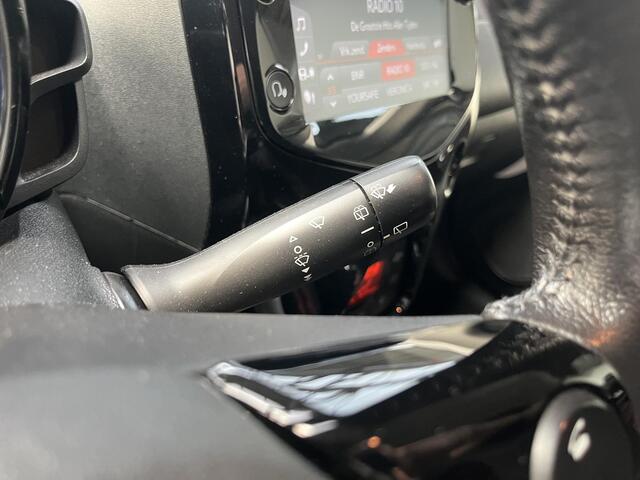 Citroen C1 1.0 VTi Shine , Stoelverwarming, Klimaat Controle, Achteruitrij Camera, Apple Carplay en Android Auto