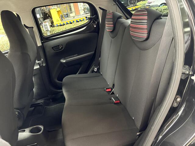 Citroen C1 Feel 1.0 e-VTi 72pk ETG AUTOMAAT | UNIEKE KM-STAND! | AIRCO | BLUETOOTH | EXTRA GETINTE ACHTERRUITEN | PACK LOOK