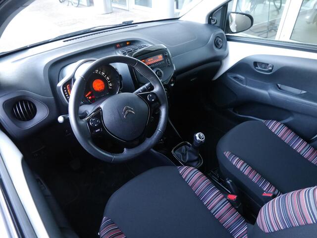 Citroen C1 1.0 VTi Feel | Airco | Getint glas | Snelheidsbegrenzer | DAB Radio | Bluetooth | 5DRS