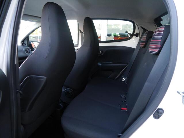 Citroen C1 1.0 VTi Feel | Airco | Getint glas | Snelheidsbegrenzer | DAB Radio | Bluetooth | 5DRS