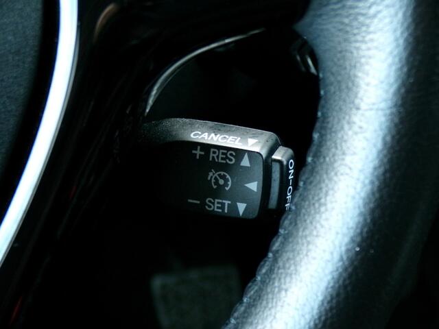 Citroen C1 1.0 VTi Feel 5-Drs, Camera / Carplay + Android Auto / Airco / Limiter