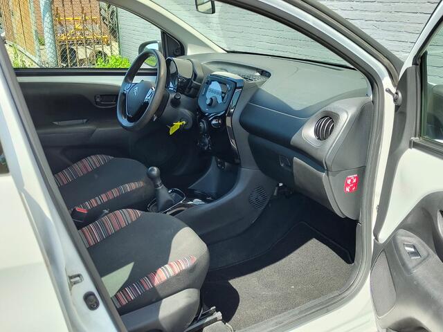 Citroen C1 1.0 VTi 5Drs Airco Bluetooth Centrale vergrendeling Afstandsbediend Feel Stuurbekrachtiging Isofix Led 1e Eigenaar Origineel Nederlandse Auto